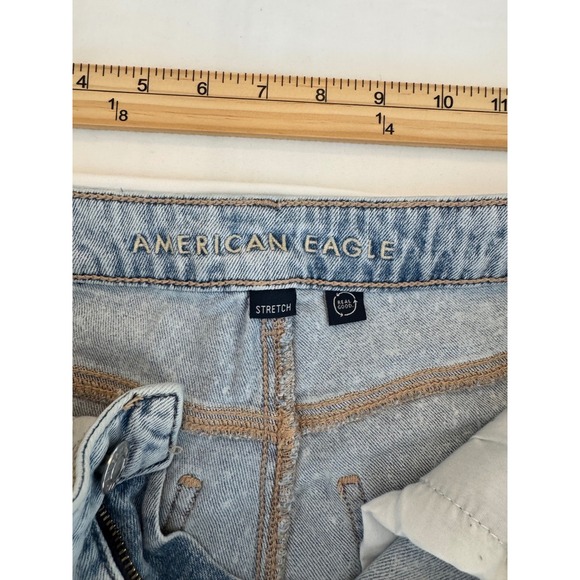 American Eagle Super High Rise Baggy Wide Leg Jean Light Wash Stretch Size 2 Reg - Picture 4 of 9